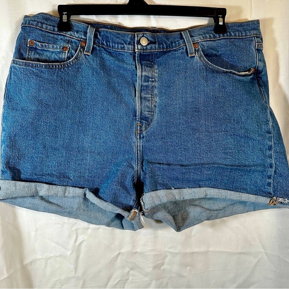 Levi Strauss high rise 501 button fly denim Jean shorts women’s 20W